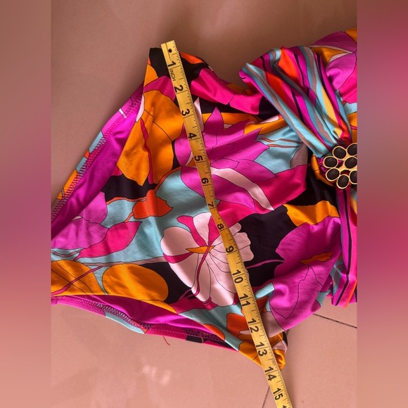 TRINA TURK Gemini Halter Plunge Top One Piece Swimsuit Multicolor Size 10 - Picture 10 of 16
